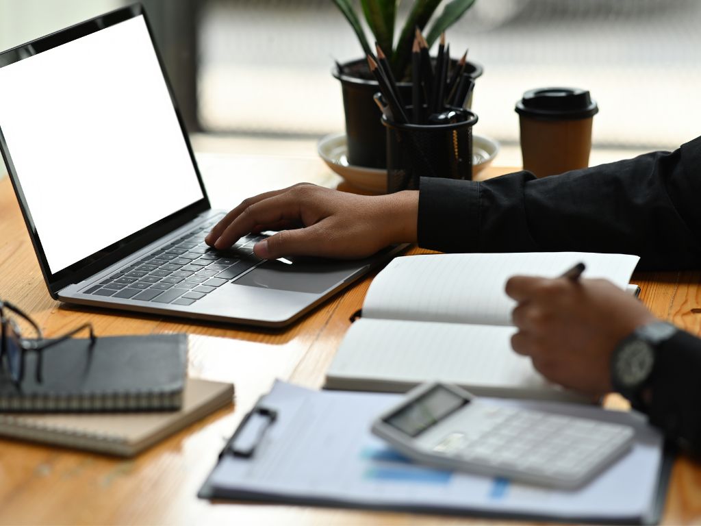 notebook-notizbuecher-hand